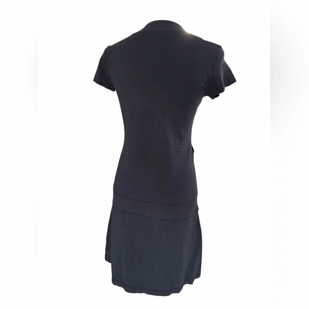 Lululemon Athletica Short Sleeve Dance Pulse V-Neck Dress